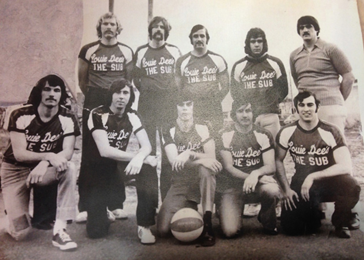bo-ryan-retiring-rec-team-photo-630.jpg